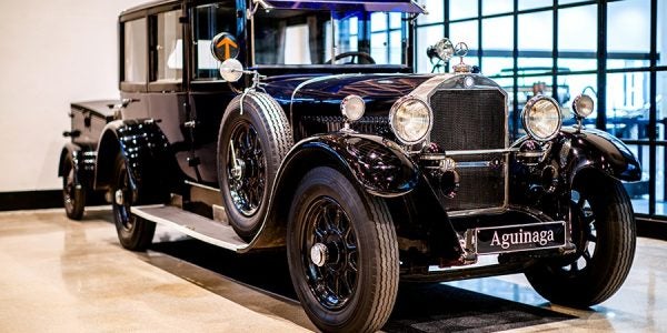 Museo Aguinaga Mercedes Benz (1)