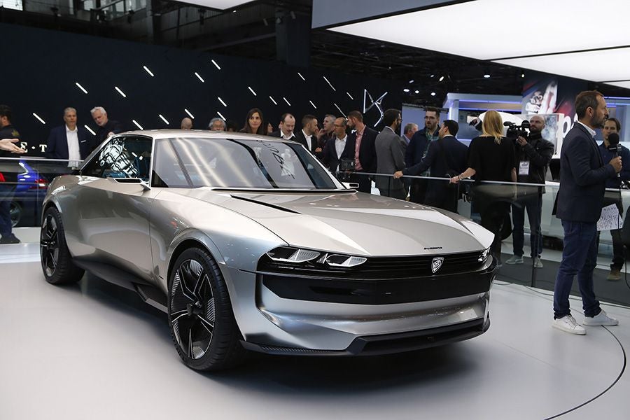 Peugeot e-Legend Concept: viaje al futuro de la mano del pasado Peugeot e-Legend Concept: viaje al futuro de la mano del pasado
