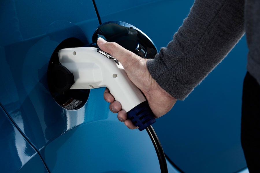 Los coches eléctricos son una gran solución para mejorar la calidad del aire en las ciudades