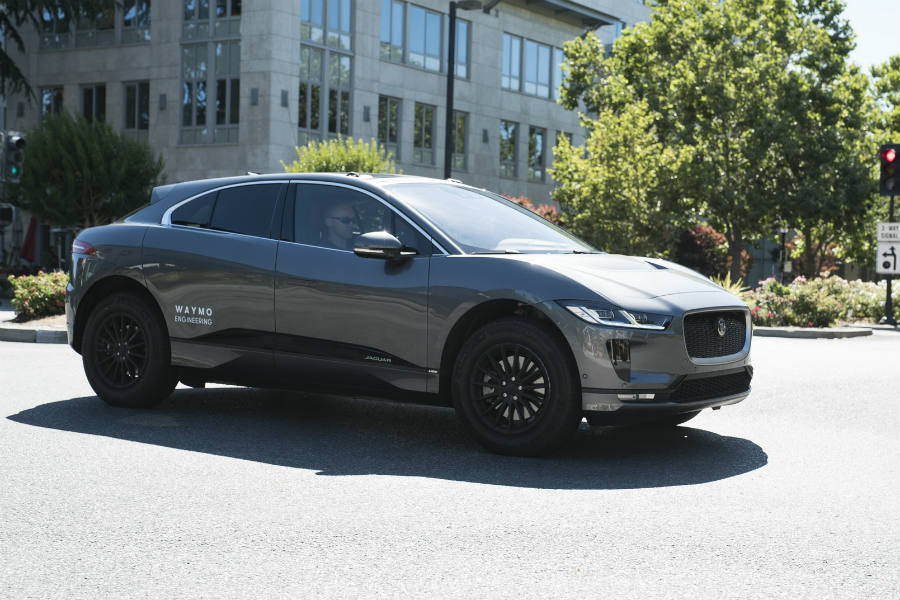 El Jaguar i-Pace es uno de los modelos a los que Waymo ha integrado los sistemas autónomos