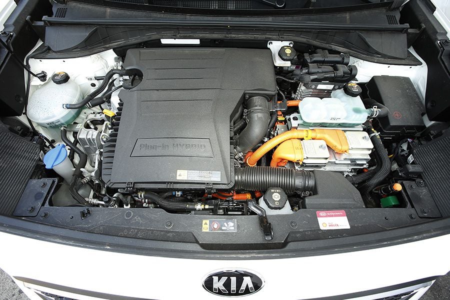 El Kia Niro PHEV acelera de 0 a 100 km/h en 10,8 segundos.