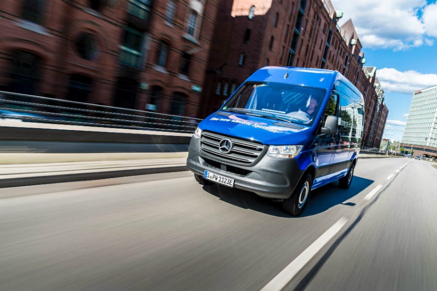 ¿Posible colaboración de Daimler y Tesla para lanzar una Sprinter eléctrica? ¿Posible colaboración de Daimler y Tesla para lanzar una Sprinter eléctrica?