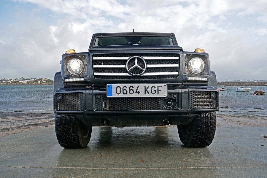 El frontal del Mercedes Clase G impone.