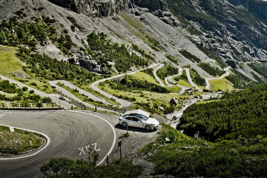 “Porsche Road Trip”: deja que Porsche guíe tu viaje “Porsche Road Trip”: deja que Porsche guíe tu viaje