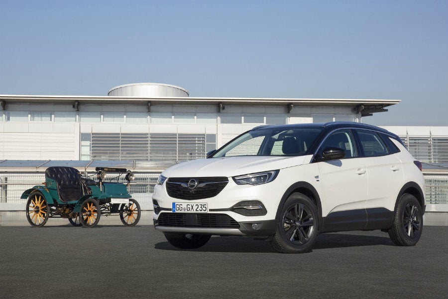 Opel celebra su cumpleaños con la edición especial "120 aniversario"