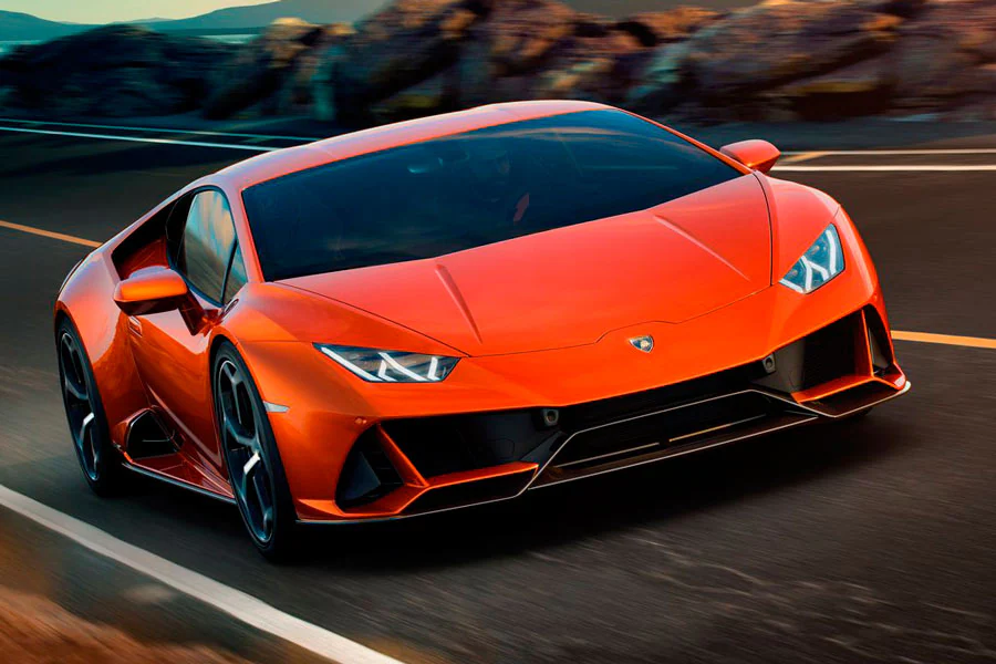 VÍDEO | El anuncio de Lamborghini que no gustará a la DGT italiana |  Autocasión