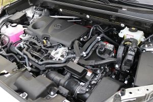 Motor del Toyota RAV4 2019.