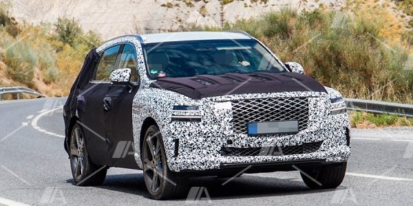 Fotos espía del Genesis GV80 2020