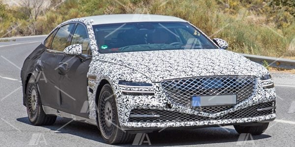 otos espía Genesis G80 2020