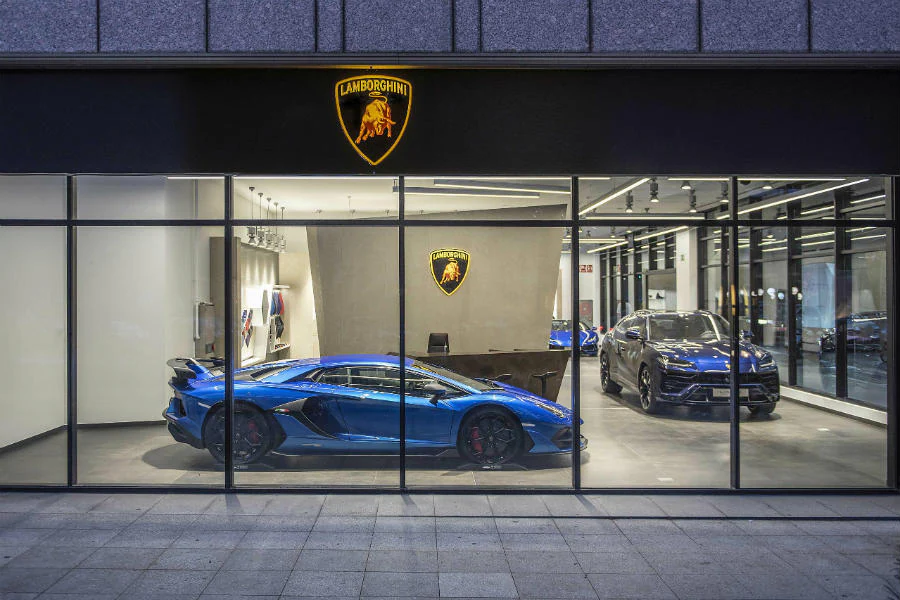Lamborghini Barcelona: el segundo concesionario de la marca en España |  Autocasión