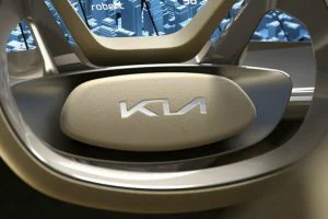 El concepto "Imagine by Kia" fue el primero en mostrar un nuevo logo de Kia completamente renovado.  