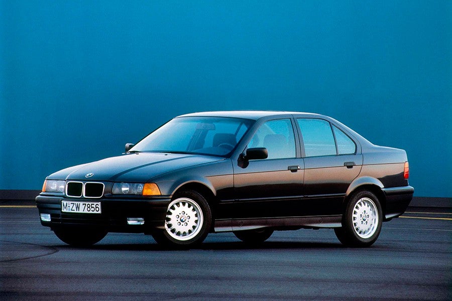 El BMW Serie 3 E36 cumple 30 años: ya es un clásico | Autocasión