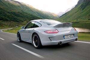 El Porsche 911 Sport Classic es un ejemplo de cómo el propio fabricante le da un toque clásico a sus modelos.