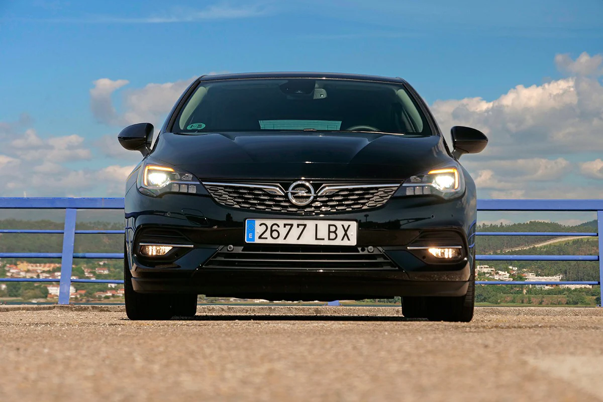 Prueba del Opel Astra 1.2 T Elegance 2020: pocos cambios pero interesantes