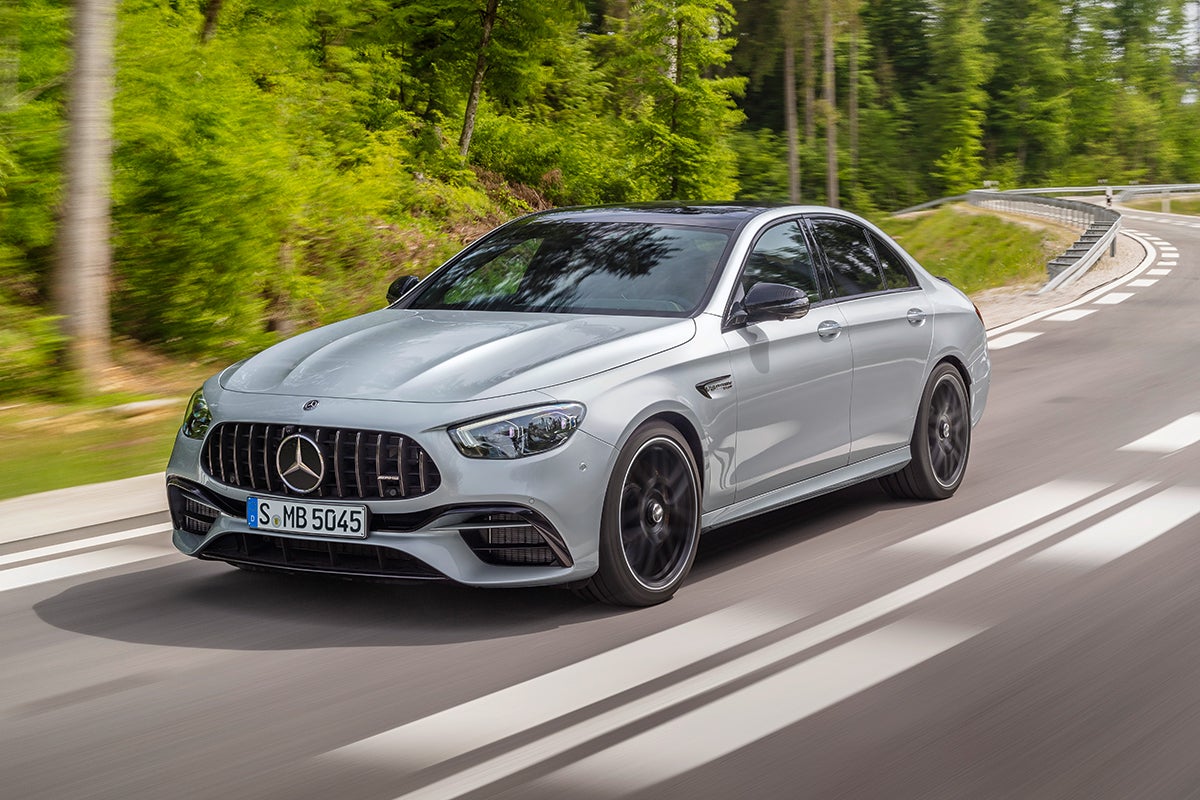 mejoras-en-los-mercedes-e63-amg-2020-m-s-madera-autocasi-n