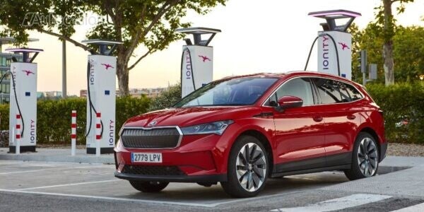 Skoda Enyaq iV 2021 estáticas