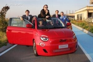 New Fiat 500e (Red)