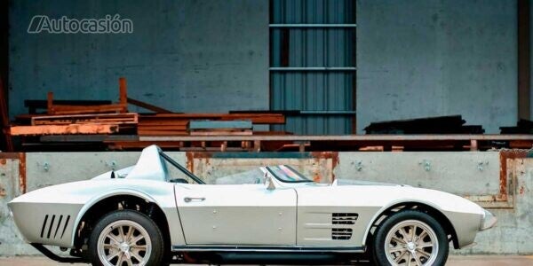 Réplica de Chevrolet Corvette Grand Sport de 1963