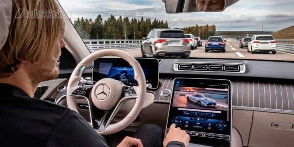 Mercedes, la primera en obtener permiso para la conducción autónoma de nivel 3