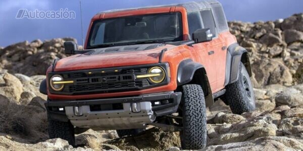 Ford Bronco Raptor exterior