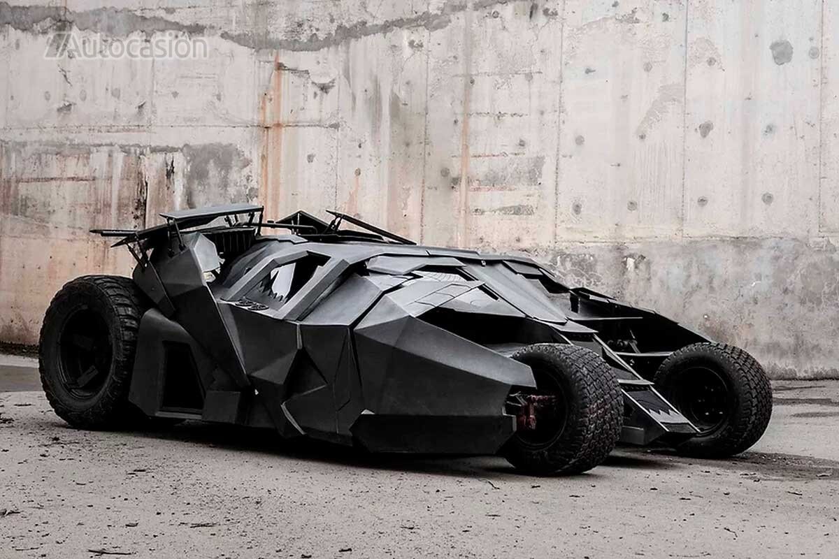 El Batmóvil de “Batman: El Caballero Oscuro” puede ser tuyo en forma de  eléctrico | Autocasión