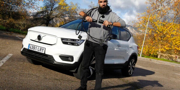 Volvo XC40 Recharge Twin Eléctrico Karam
