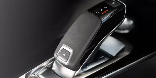 Cómo revisar la caja de cambios de un coche usado y detectar fallos