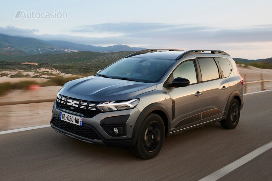 Primera prueba del Dacia Jogger Hybrid cimiento electrificado Autocasión