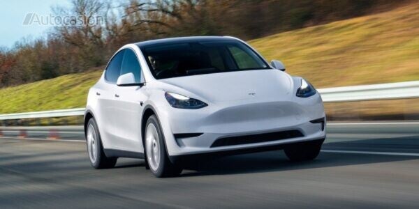 Tesla Model Y comercial