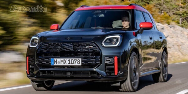 Primera prueba del MINI Countryman 2024: doble nacionalidad