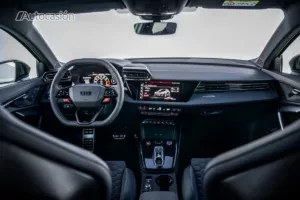 Nuevo Audi RS 3: el compacto deportivo que lo tiene todo (menos 21 CV)