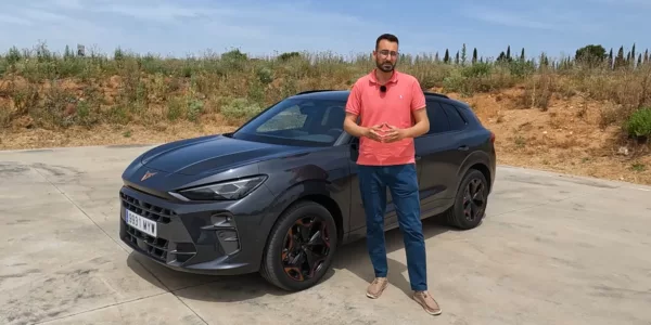 VÍDEO | Cupra Terramar 2025: a prueba el SUV híbrido enchufable de 204 CV