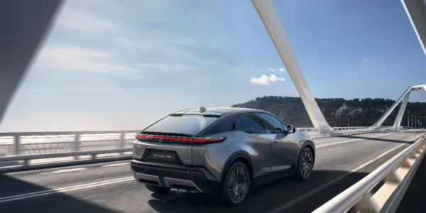C-HR+ Electric 2025: el líder de ventas se vuelve eléctrico