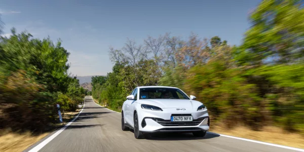 La gran baza del SEAL 6 DM-i es su sistema híbrido enchufable con tecnología Dual Mode Intelligent (DM-i).