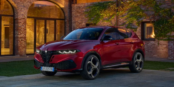 Alfa Romeo Tonale 2026: nueva imagen, mejores acabados y hasta 270 CV