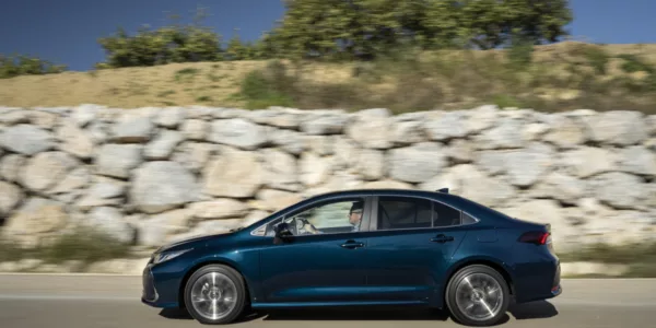 Coches para personas mayores 2025: los mejores modelos y precios