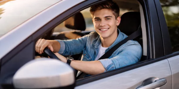 Coches usados baratos para jóvenes: estas son las mejores oportunidades