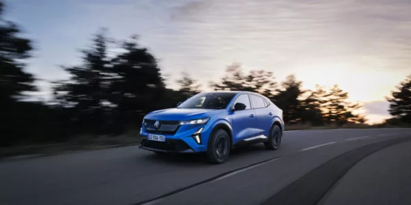 Los Renault más lujosos estrenan más tecnología y un nuevo modo de conducción inteligente