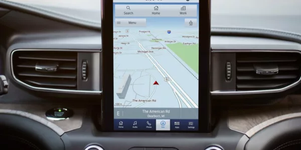 Cómo revisar el sistema de infoentretenimiento de un coche de segunda mano