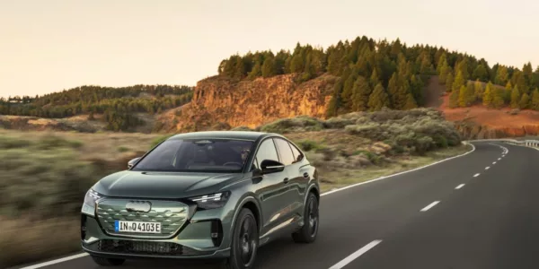 El eléctrico más vendido de Audi gana autonomía, carga bidireccional y un interior de más nivel