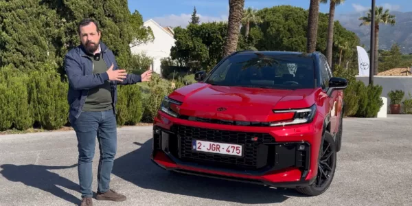 VÍDEO| Toyota RAV4 2026: probamos la nueva generación del coche más vendido en el mundo